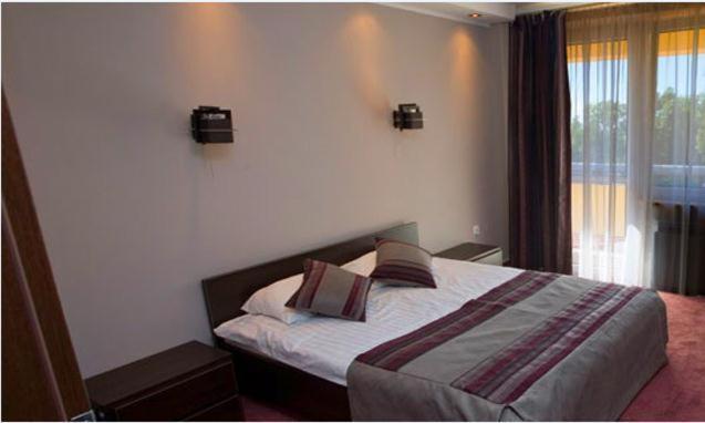 Hotel Dodo Biłgoraj Buitenkant foto